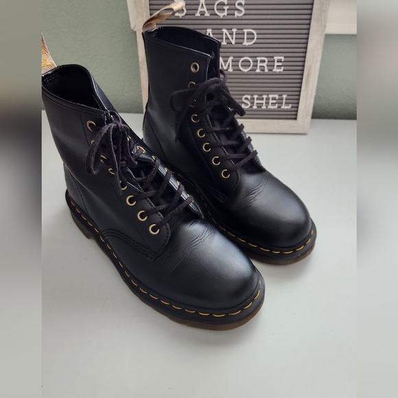 Dr Martens Vegan Felix Lace-up Boots Black M-7 L-8 Unisex - Picture 6 of 13